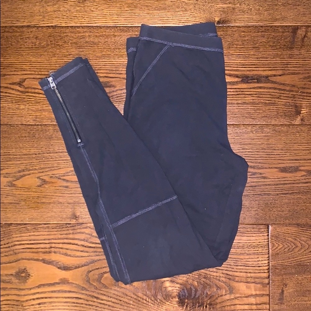 Hollister Zipper Leggings